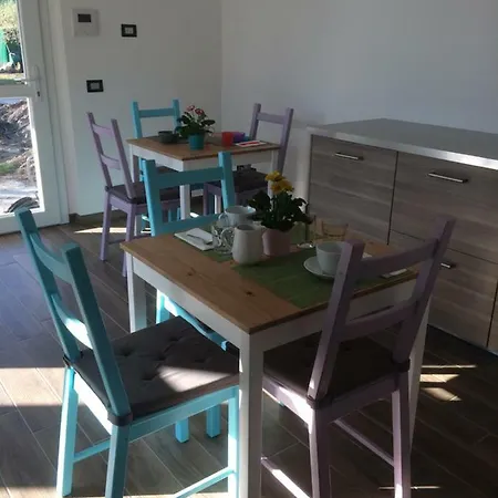 Le Farfalle לינה וארוחת בוקר 3*